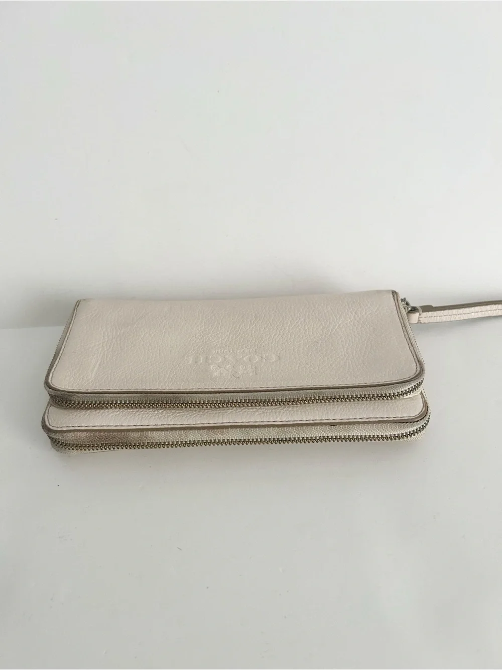 Coach Cream Pebble Leather Zip Wallet